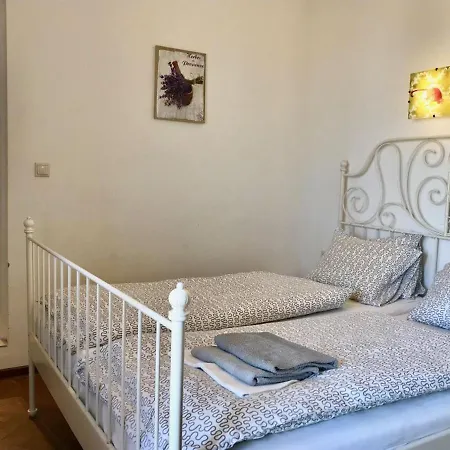Vilka Podhajcanka * Bellegszencse