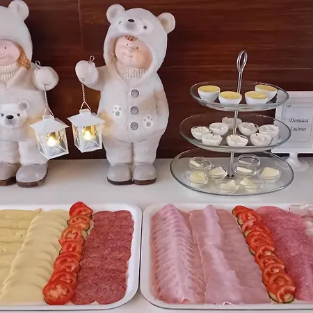 Vilka Podhajcanka Гостевой дом Подгайска